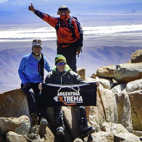 Ascenso Nevado de Chañi - Jujuy - Salta - trekking y montañismo de altura - Cumbre del Chañi 5896 msnm